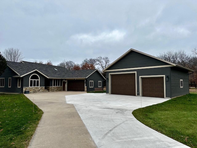 ranch-style house with a front lawn