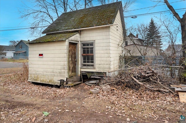 view of outbuilding