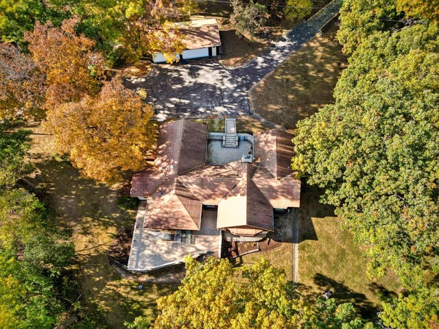 2572 N Shore Dr, Delavan, WI 53115 - aerial view of property and surrounding area