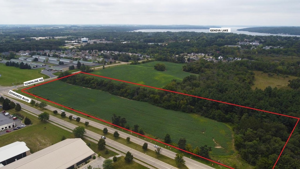 LT2 S Edwards Blvd, Lake Geneva, WI 53147
