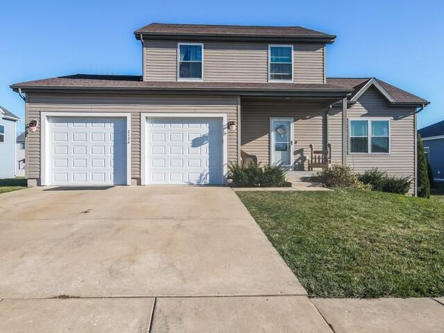 front facade featuring a front yard