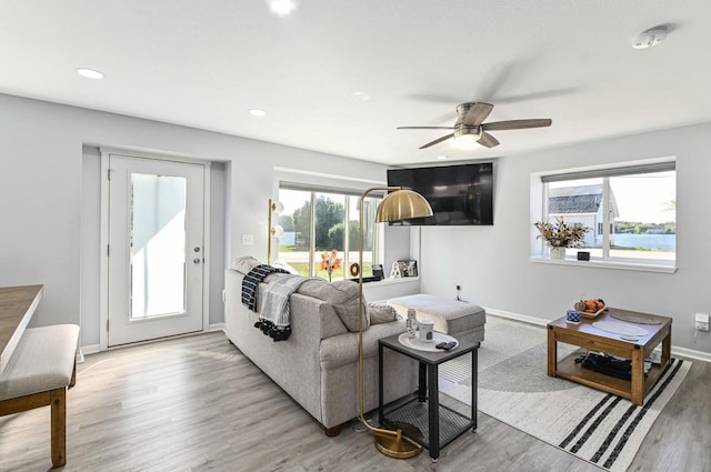 7134 N Tichigan Rd, Waterford, WI 53185 - living area with a ceiling fan, light wood-style flooring, recessed lighting, and baseboards