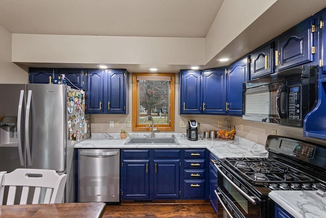 kitchen featuring dark hardwood / wood-style flooring, sink, black appliances, and blue cabinets