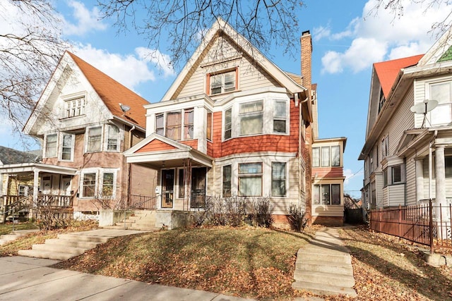 view of front of home with covered porch