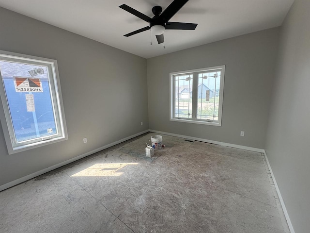 empty room with ceiling fan