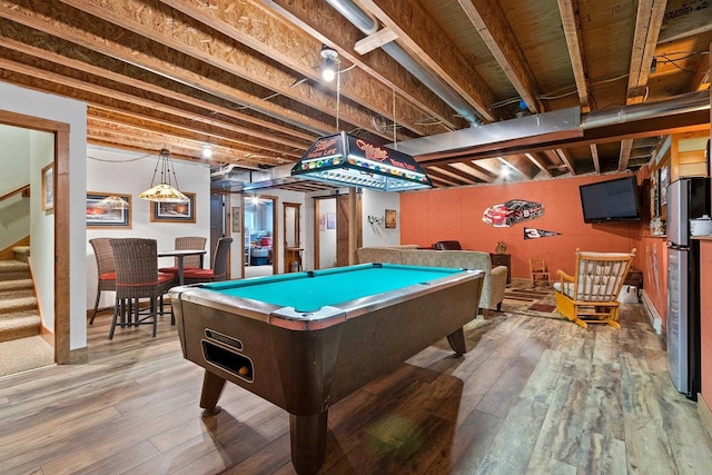 rec room featuring hardwood / wood-style floors and billiards