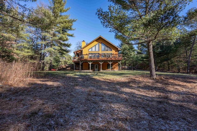 view of front facade featuring a deck