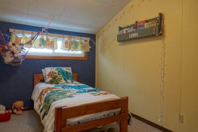 bedroom featuring carpet floors