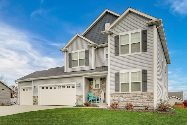 craftsman-style house with a front yard