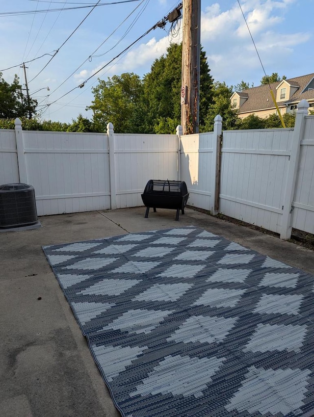 view of patio featuring cooling unit