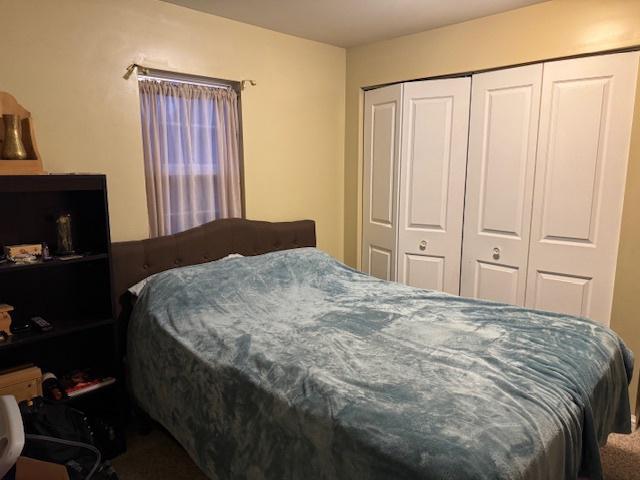 bedroom featuring a closet