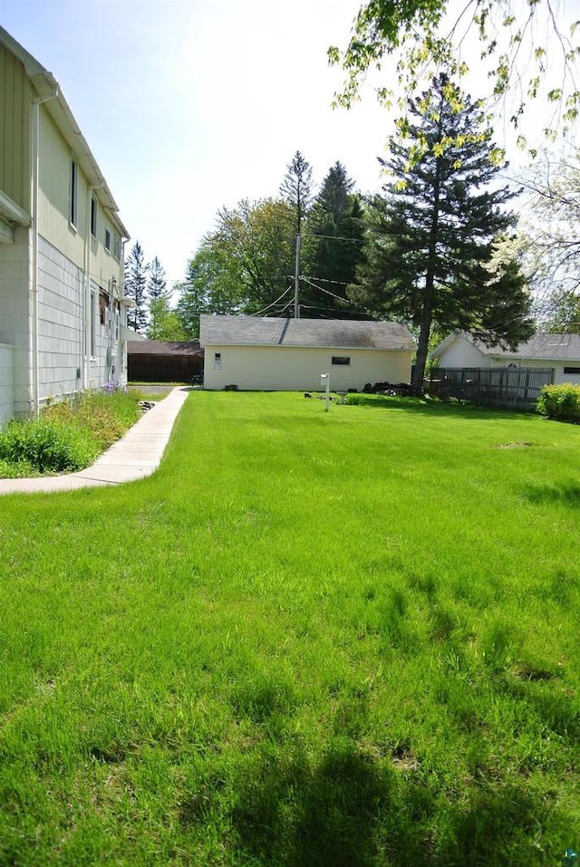 Listing photo 3 for 5502 John Ave, Superior WI 54880