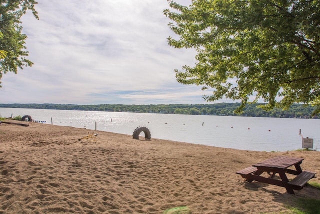 W3769 Alder Dr, Lake Geneva, WI 53147 - water view