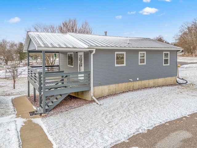 exterior space with a porch