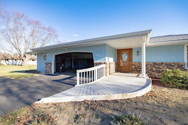 view of front of property with a garage