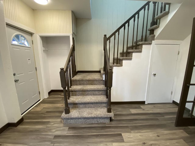 foyer entrance featuring dark hardwood / wood-style flooring