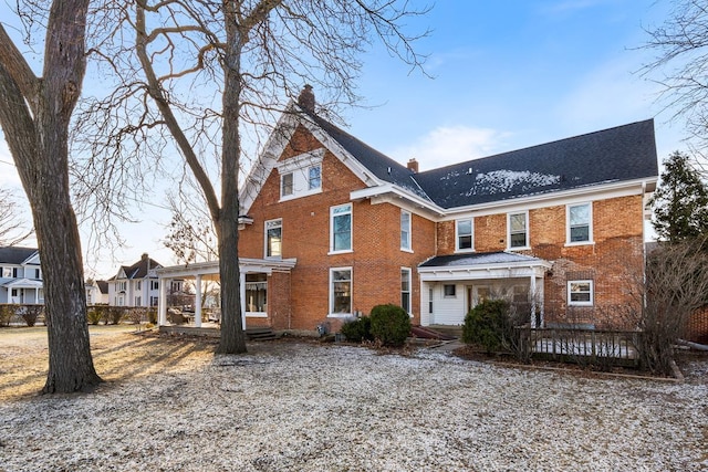 view of front of property