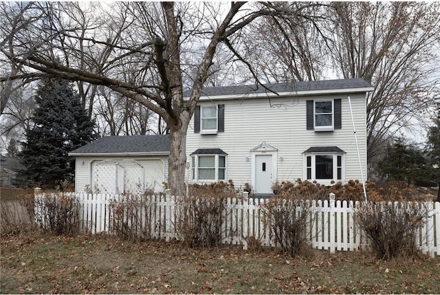 view of front of property