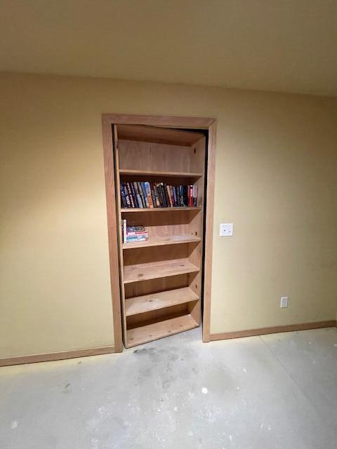 interior space featuring concrete flooring