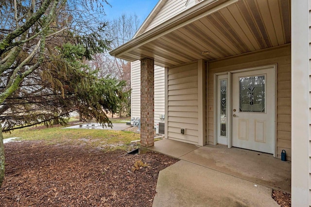 entrance to property with cooling unit