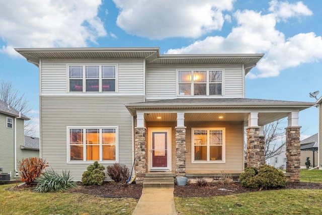 view of front of house with a front lawn