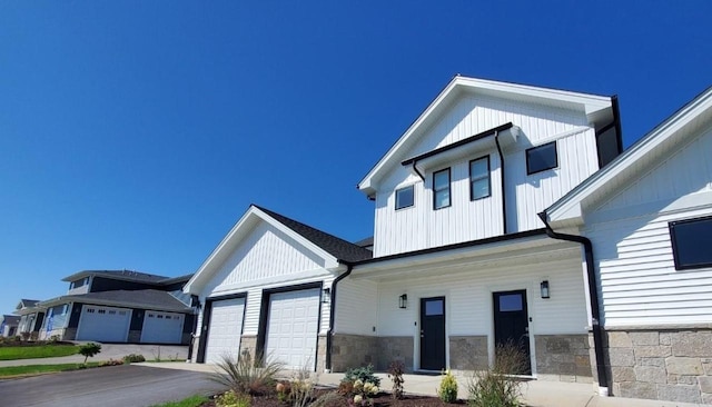 view of front of home featuring a garage