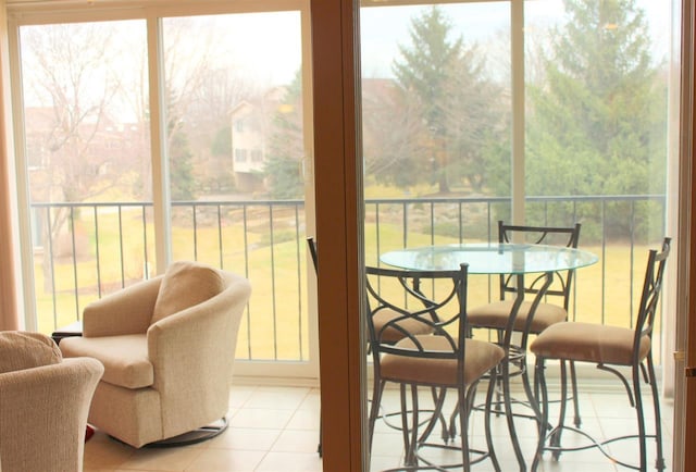 view of sunroom / solarium