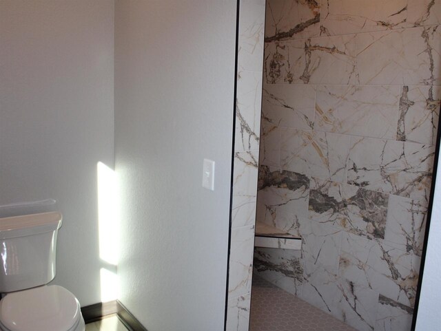 W4241 Hilltop Dr, Fond Du Lac, WI 54937 - bathroom with toilet and tiled shower