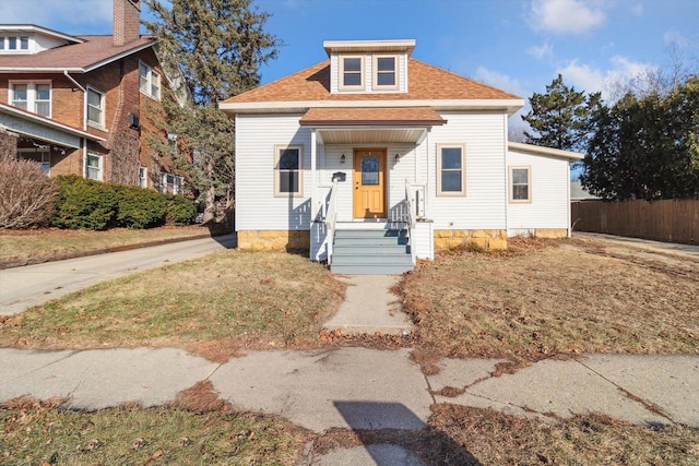 view of front of property