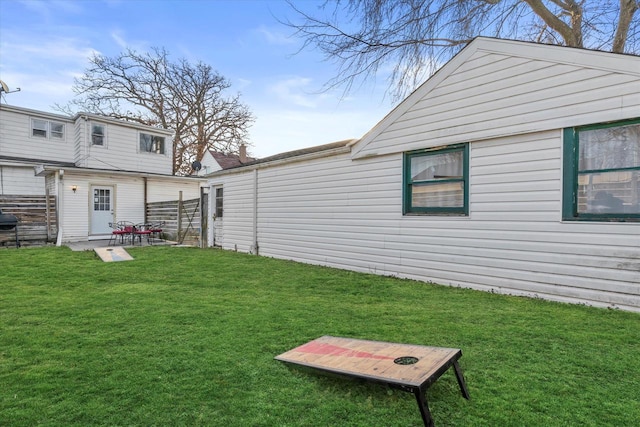 view of yard featuring a patio area