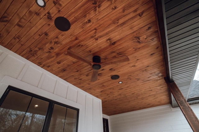 exterior details featuring ceiling fan