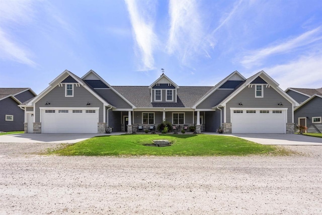 craftsman house featuring a front yard and a porch