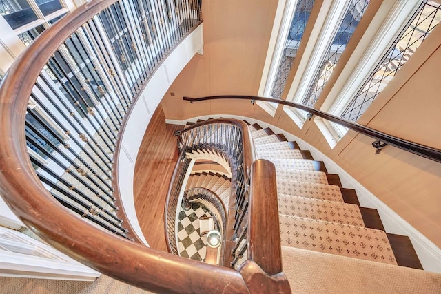 304 Braebourne Ct, Green Bay, WI 54301 - stairs with a wealth of natural light and a high ceiling