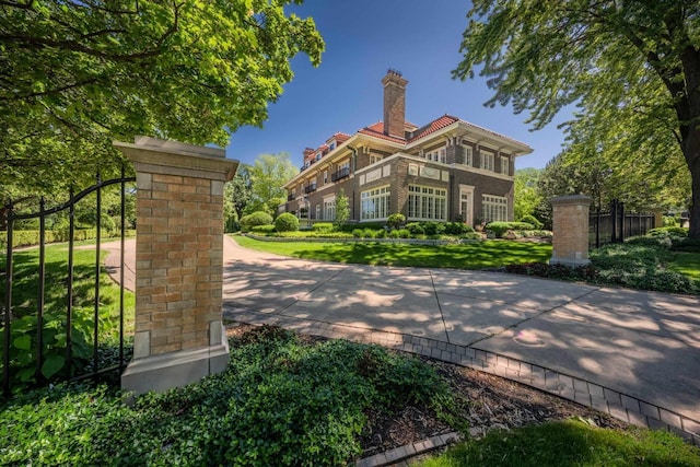 304 Braebourne Ct, Green Bay, WI 54301 - exterior space featuring a yard