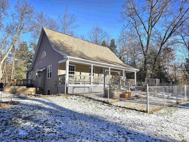 view of front facade with a porch