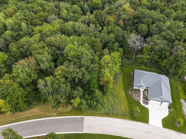 Listing photo 2 for 1019 S Wyndrush Dr, Suamico WI 54173