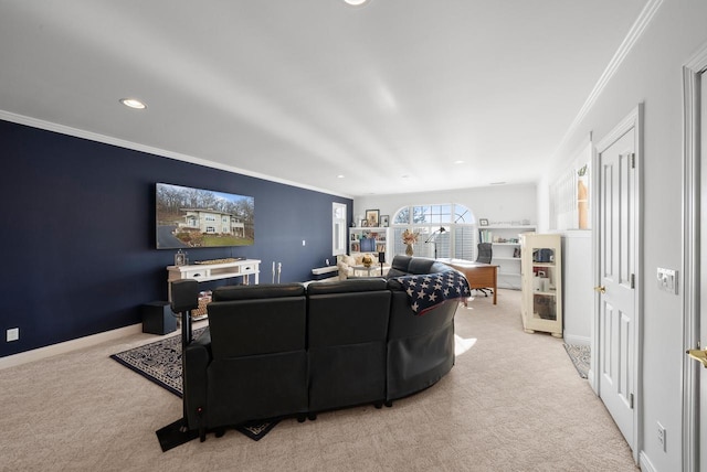 carpeted living room featuring crown molding