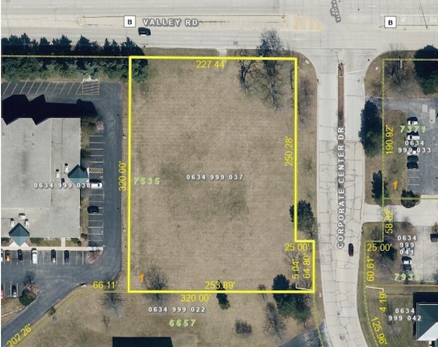 1270 Corporate Center Dr, Oconomowoc WI, 53066 land for sale