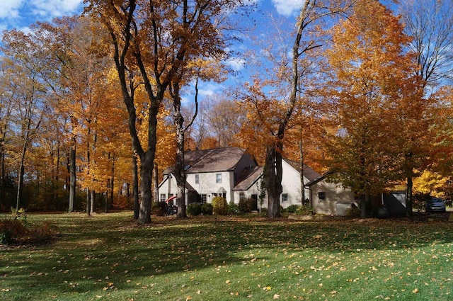 exterior space with a yard