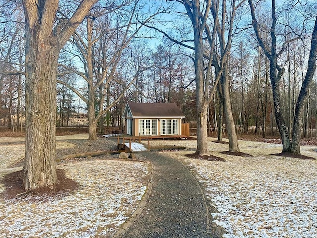 view of front of property featuring a deck