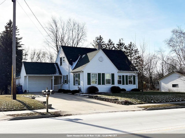 view of front facade with a garage