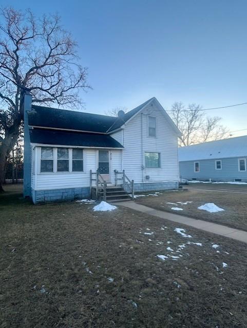 view of front of house