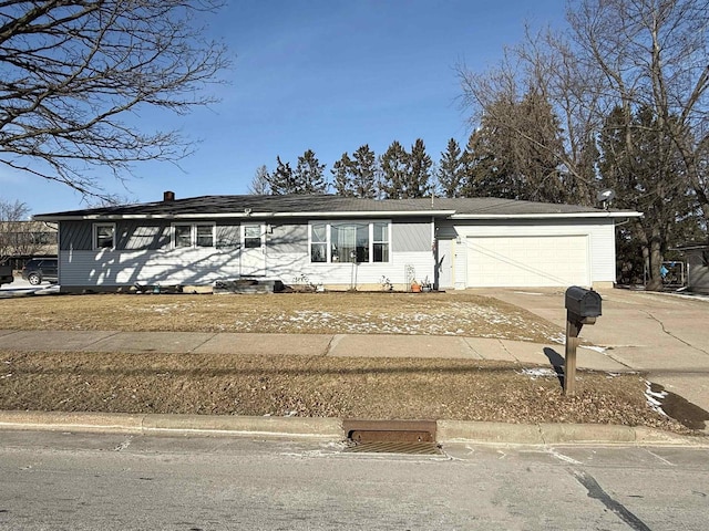 view of front facade with a garage