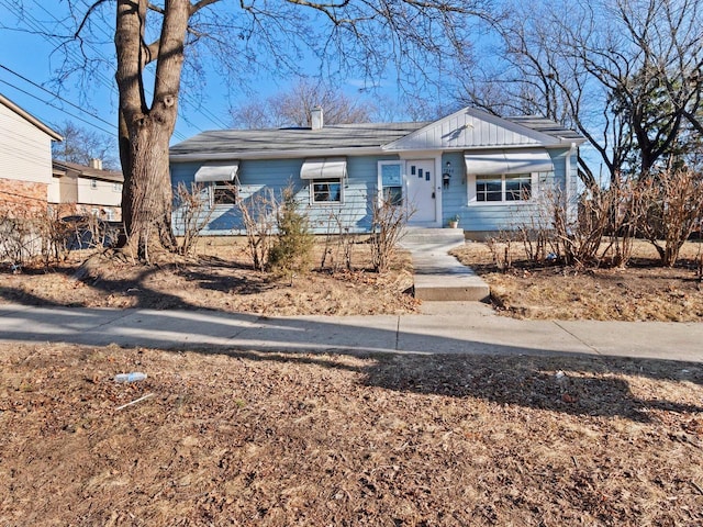 7244 N 38th St, Milwaukee WI, 53209, 3 bedrooms, 1.5 baths house for sale