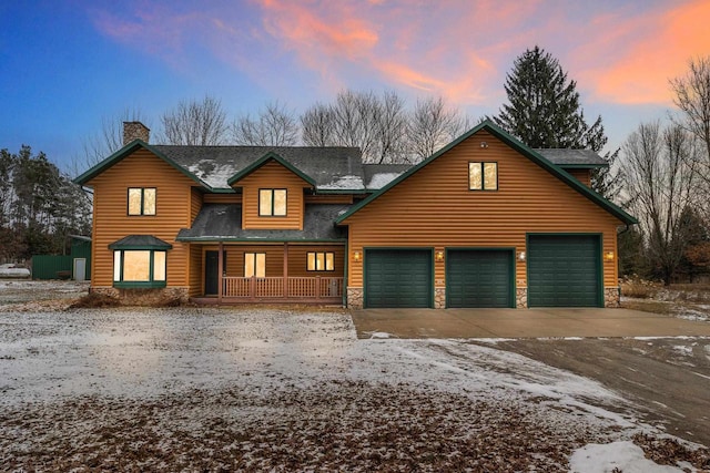 view of front of house with covered porch