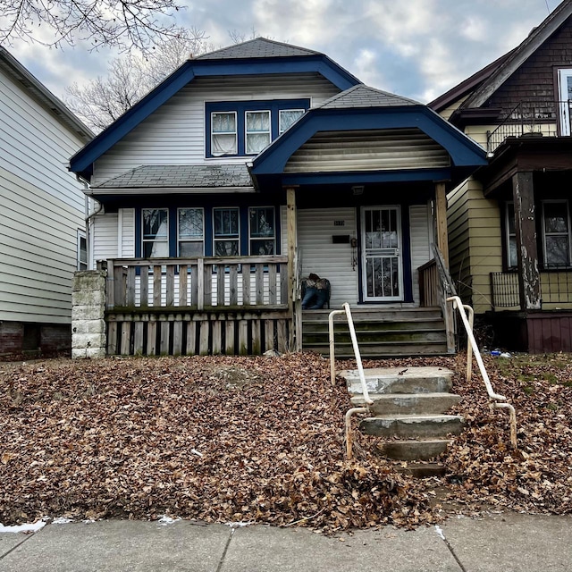 bungalow-style home with covered porch