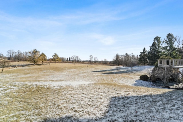 view of yard with a rural view