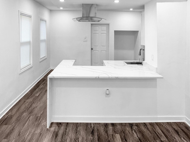 bathroom featuring hardwood / wood-style floors and sink