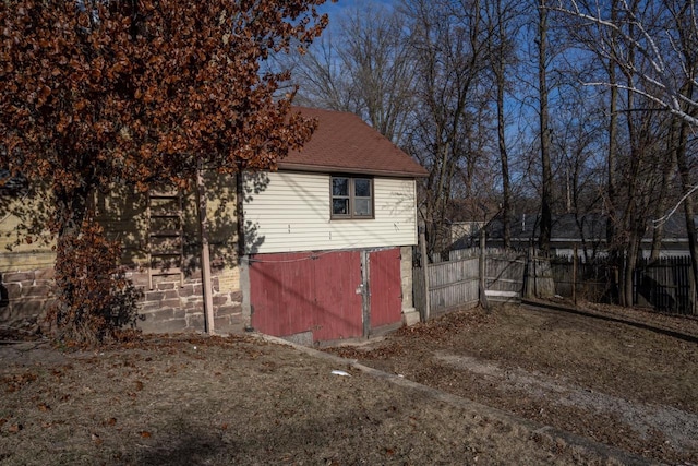 view of outbuilding