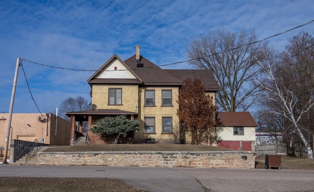 view of front of property